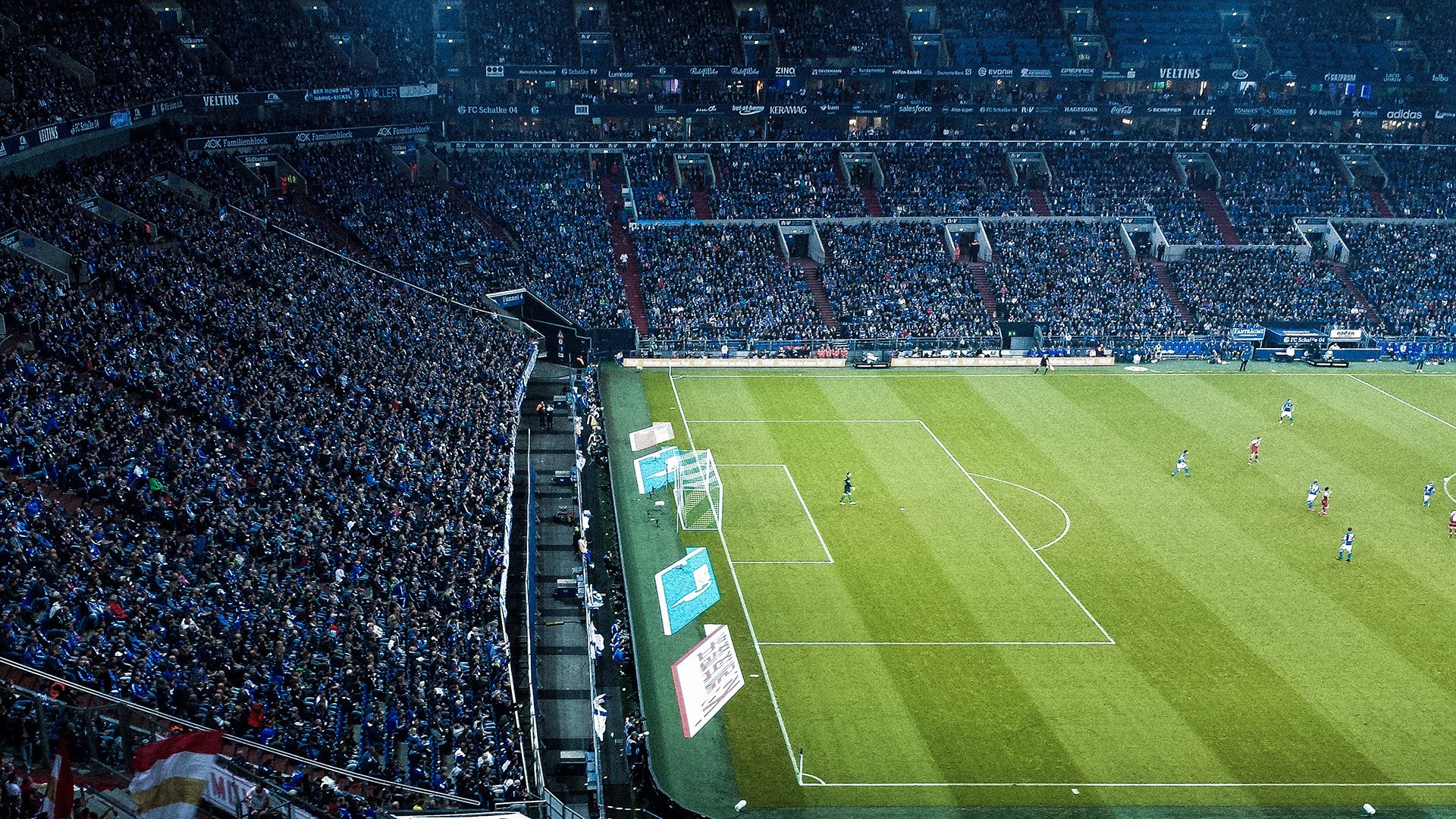 足球运动员职业生涯规划逐步完善,行业持续向好,足球运动员发展规划